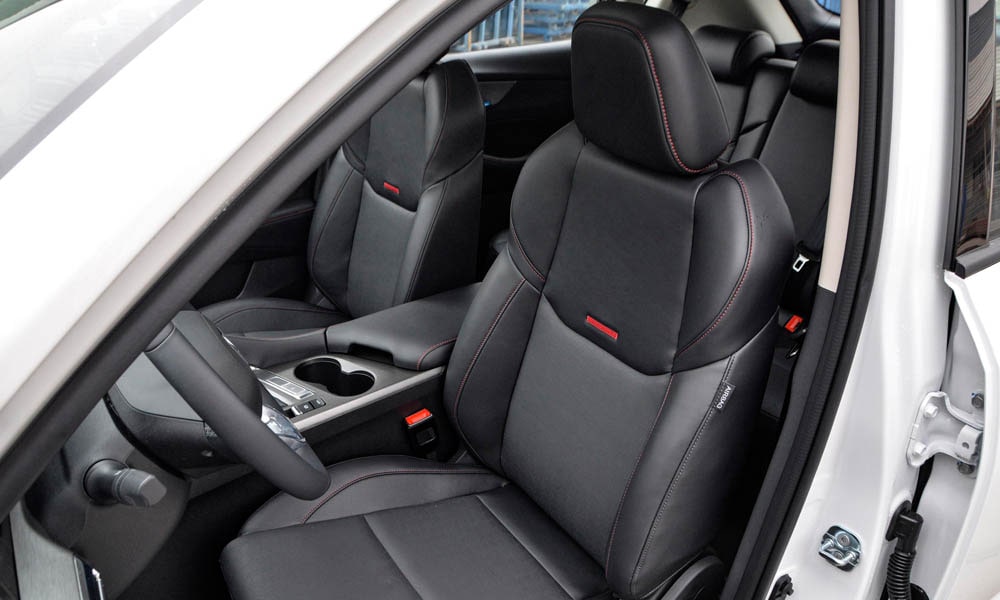 /img/cars/1674039233-cs35-plus-2-2.jpg