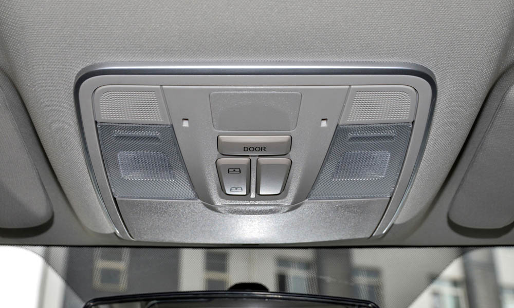 /img/cars/1674039246-cs35-plus-2-11.jpg