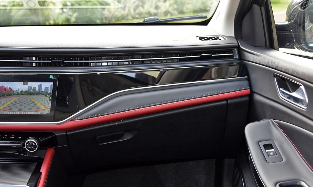 /img/cars/1680009879-s5-14.jpg
