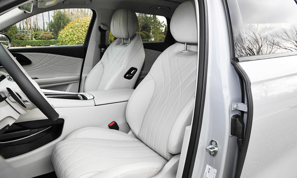 /img/cars/1680084945-rx-15.jpg