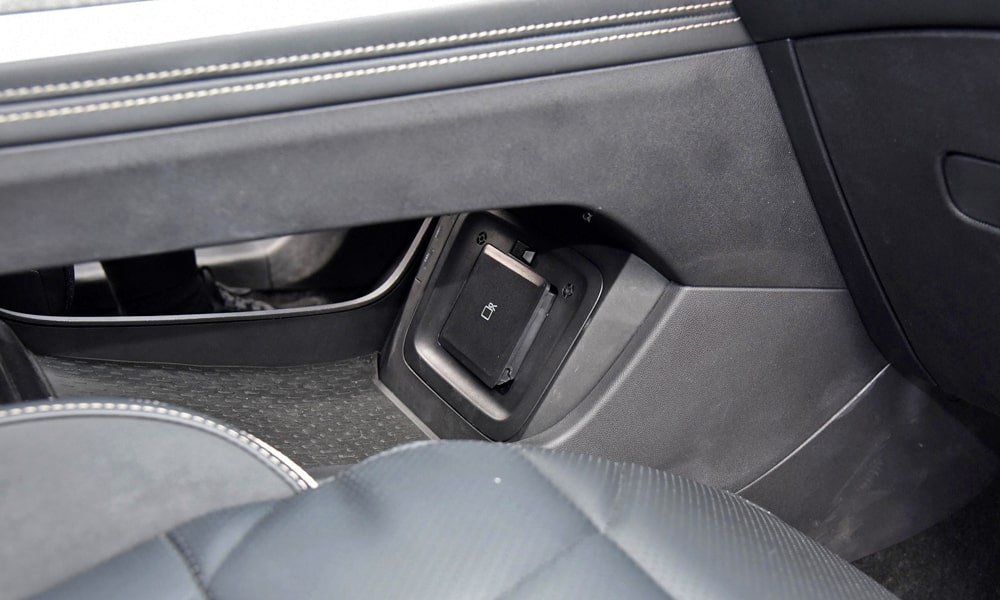 /img/cars/1686307596-tiggo-9-23.jpg